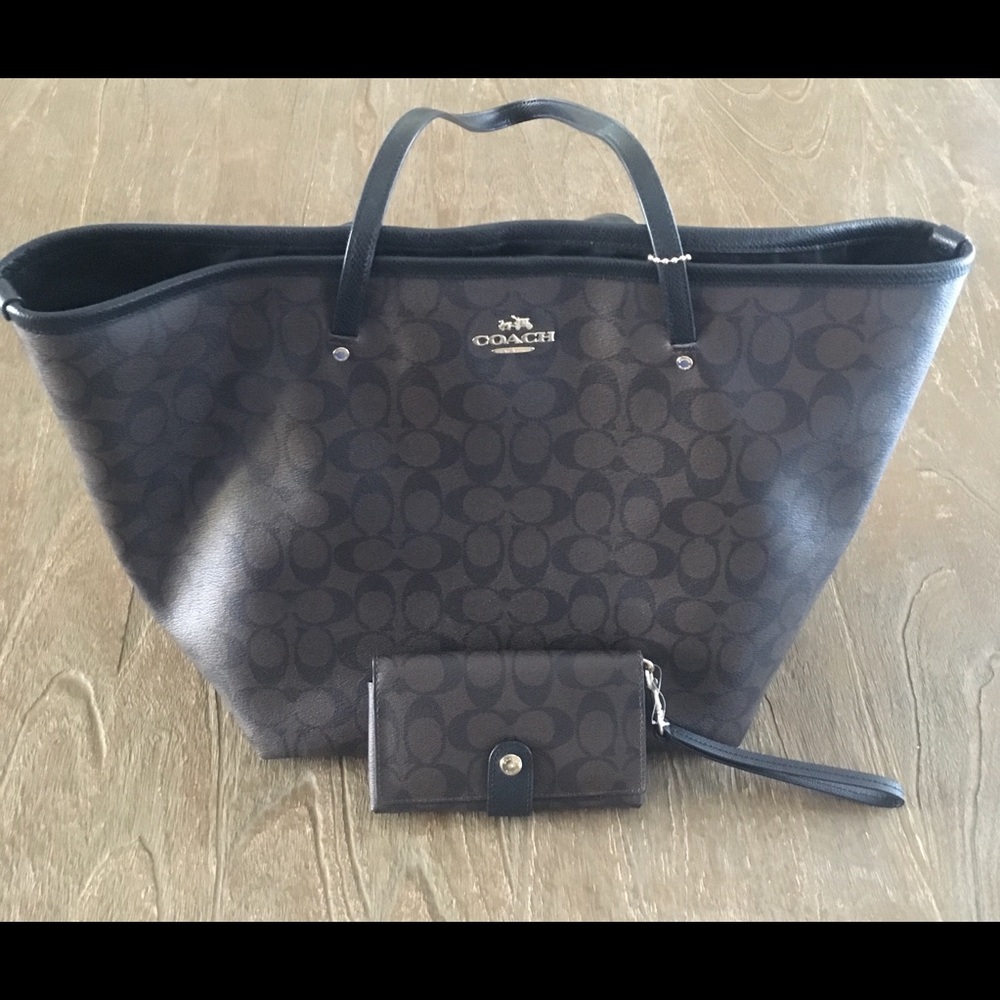 Large COACH Tote